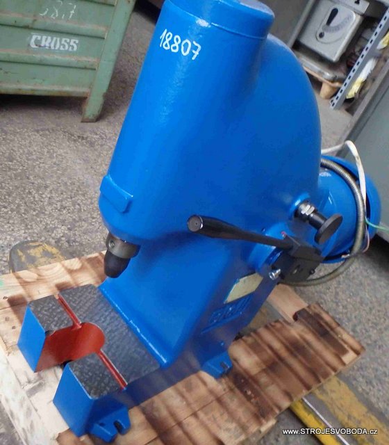 Lis hydraulický BLELL - CDC (18807 (6).jpg)